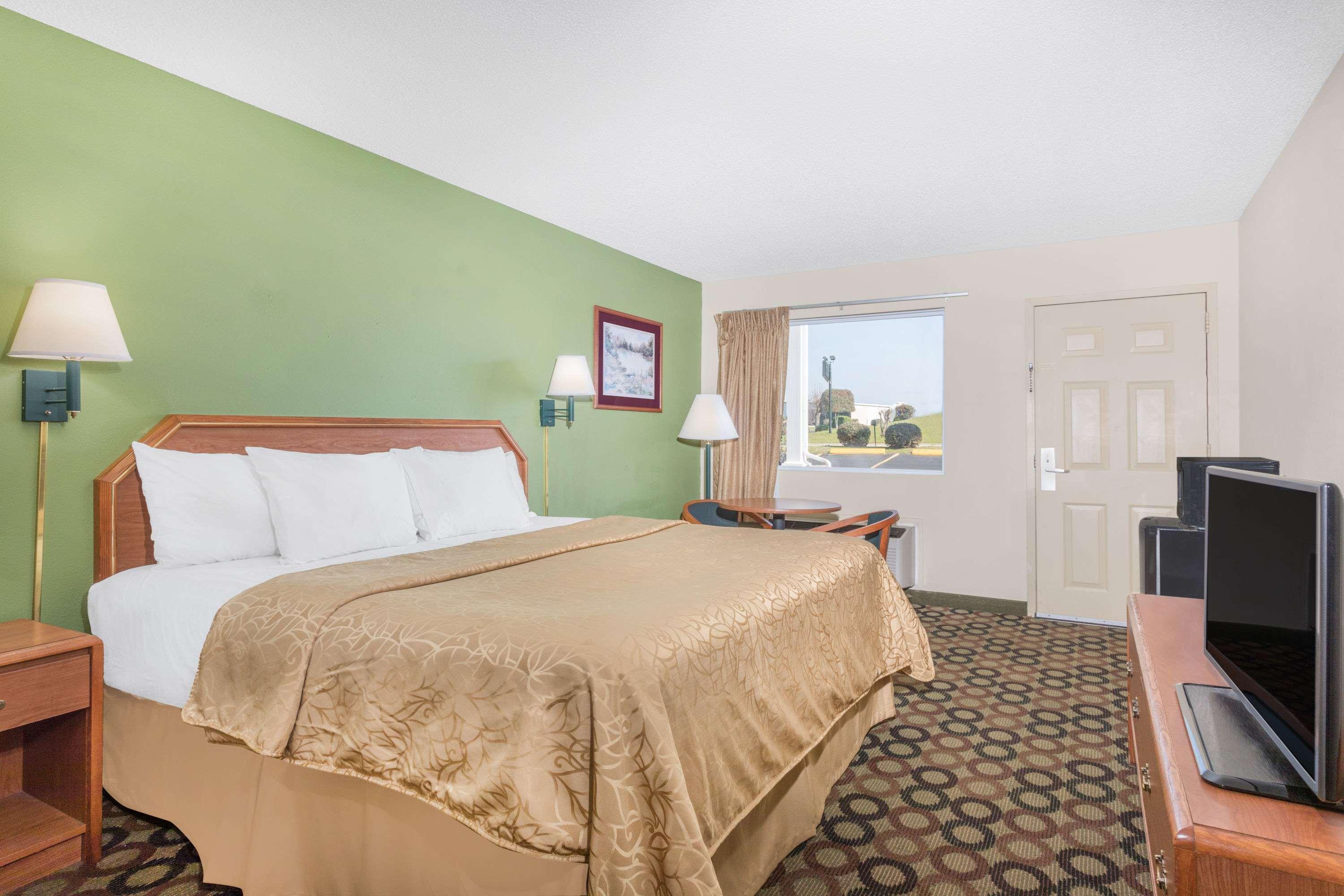 Economy Inn By Oyo Ashburn Bagian luar foto