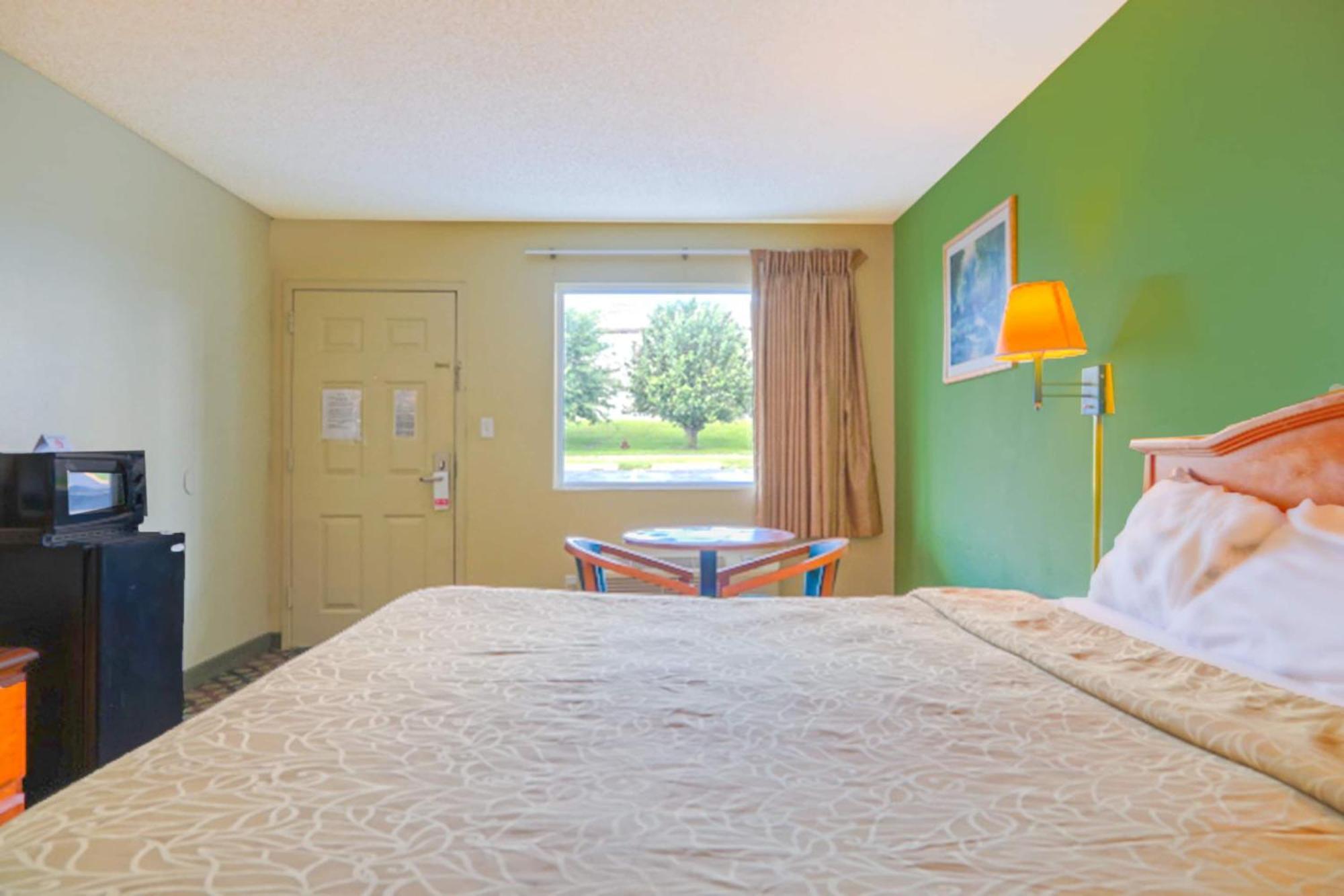 Economy Inn By Oyo Ashburn Bagian luar foto