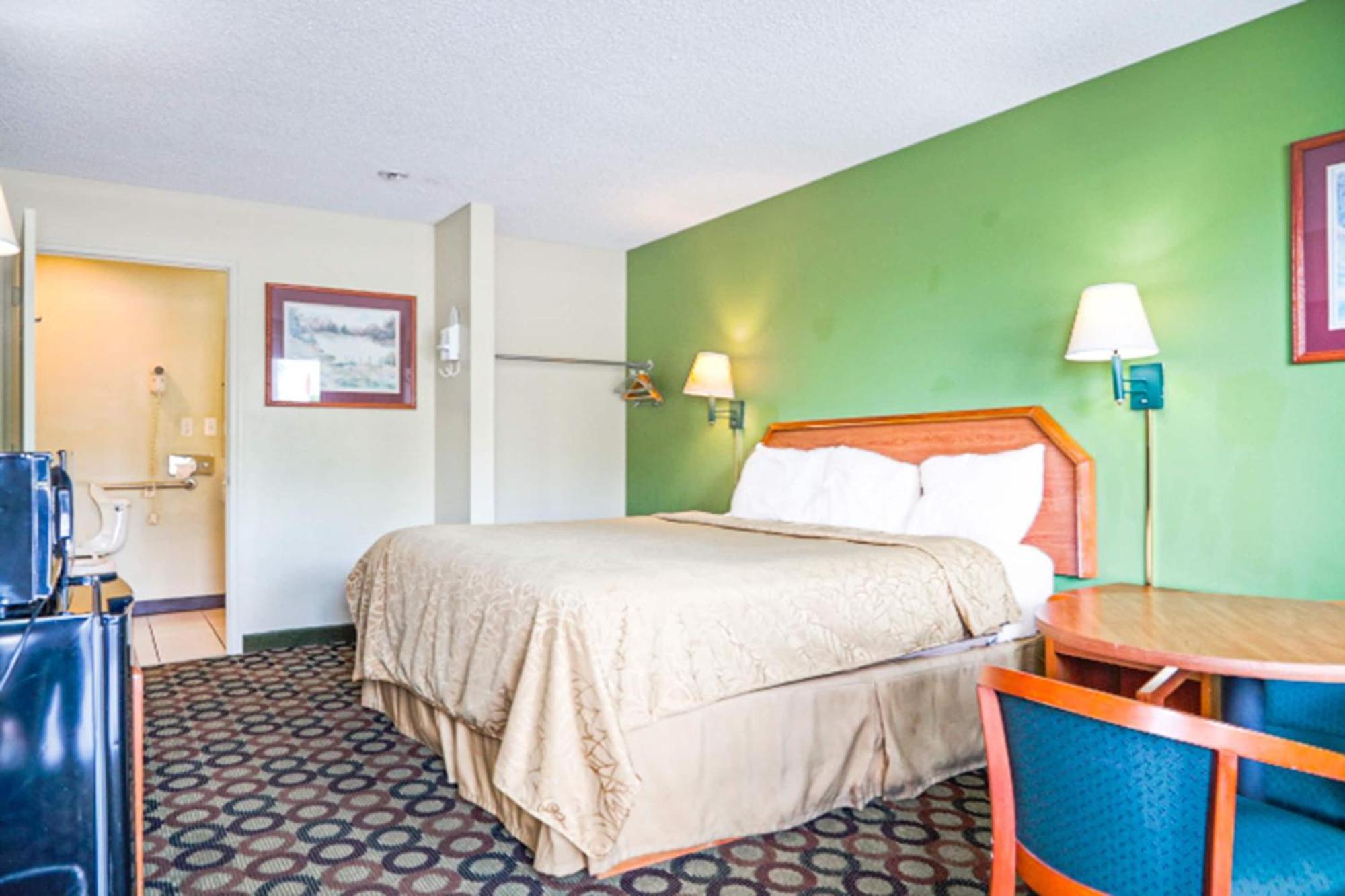 Economy Inn By Oyo Ashburn Bagian luar foto